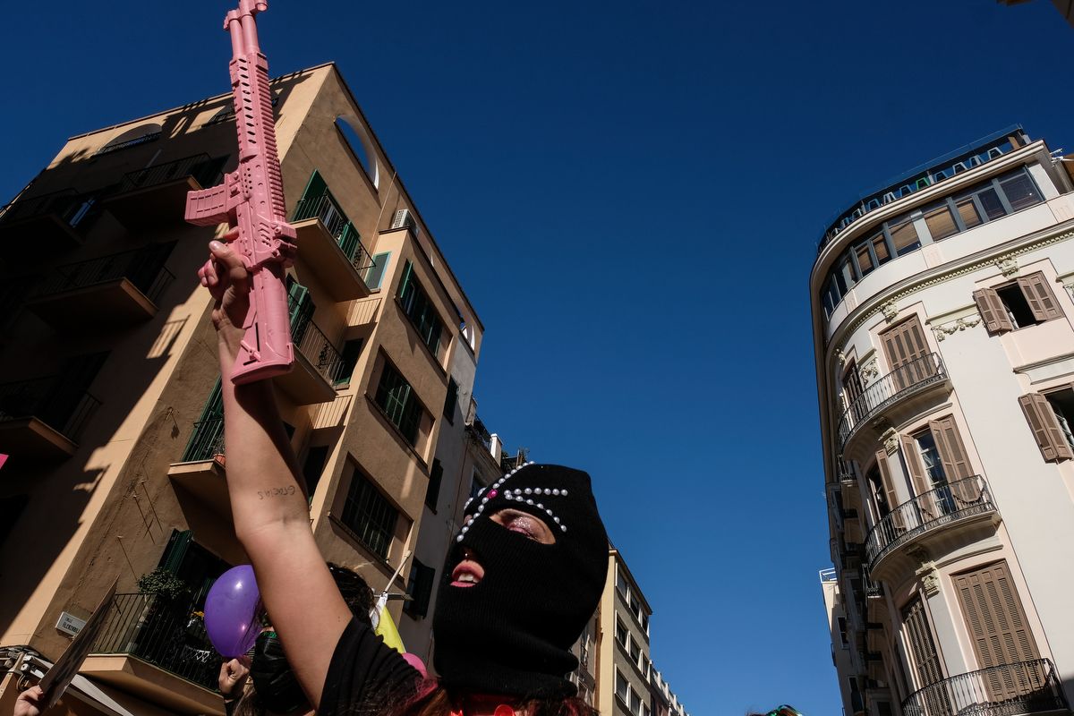 Manifestación en contra del desalojo de La Casa Invisible