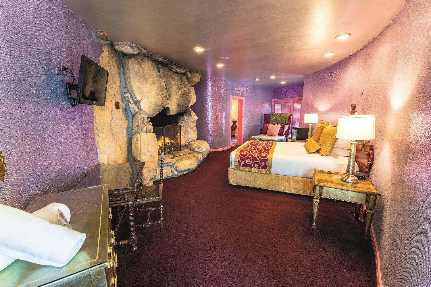 Habitación del Madonna Inn.