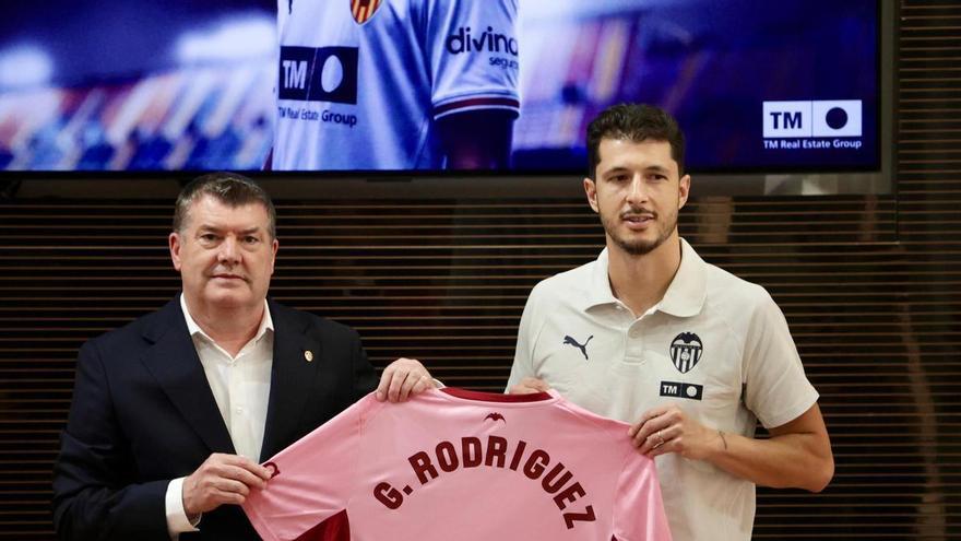 El Valencia CF inscribe a Guido Rodríguez en la web oficial de LaLiga
