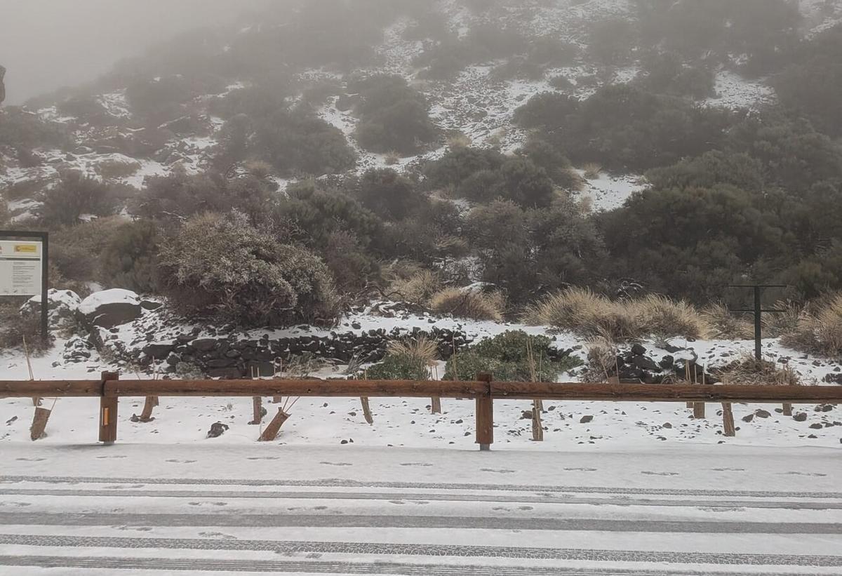 Nieve en el Teide por la borrasca Therese