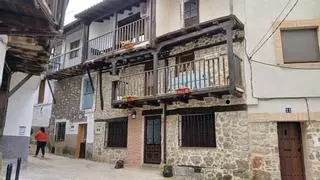 Casas del Castañar: un museo al aire libre de arquitectura popular entre castaños centenarios