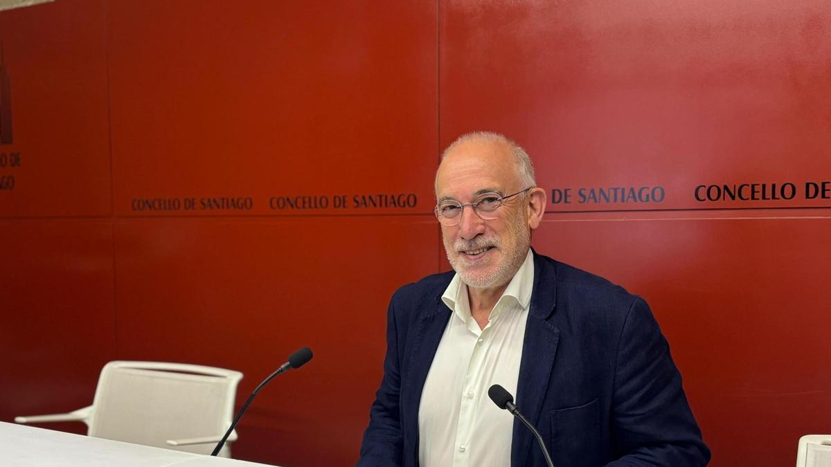 O voceiro do Grupo Municipal Socialista, Gumersindo Guinarte, no Pazo de Raxoi.