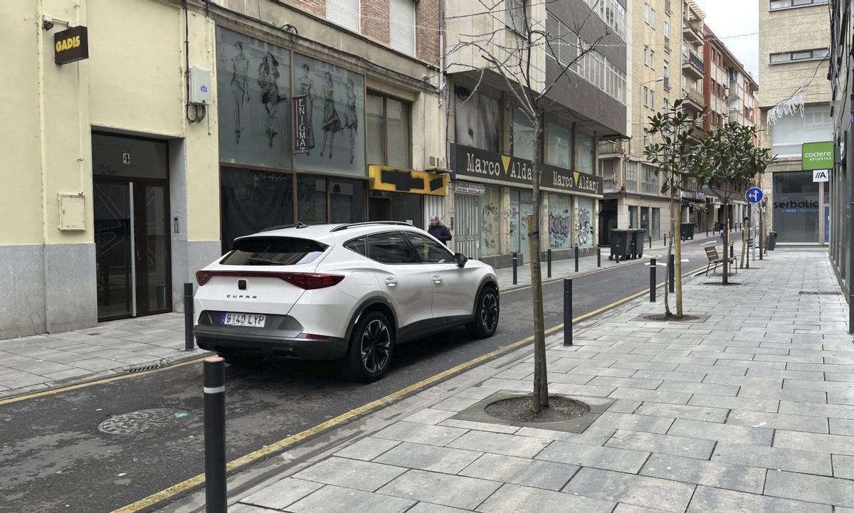 Calle Magistral Romero, una de las incluidas en la Zona de Bajas Emisiones. | VÍCTOR GARRIDO