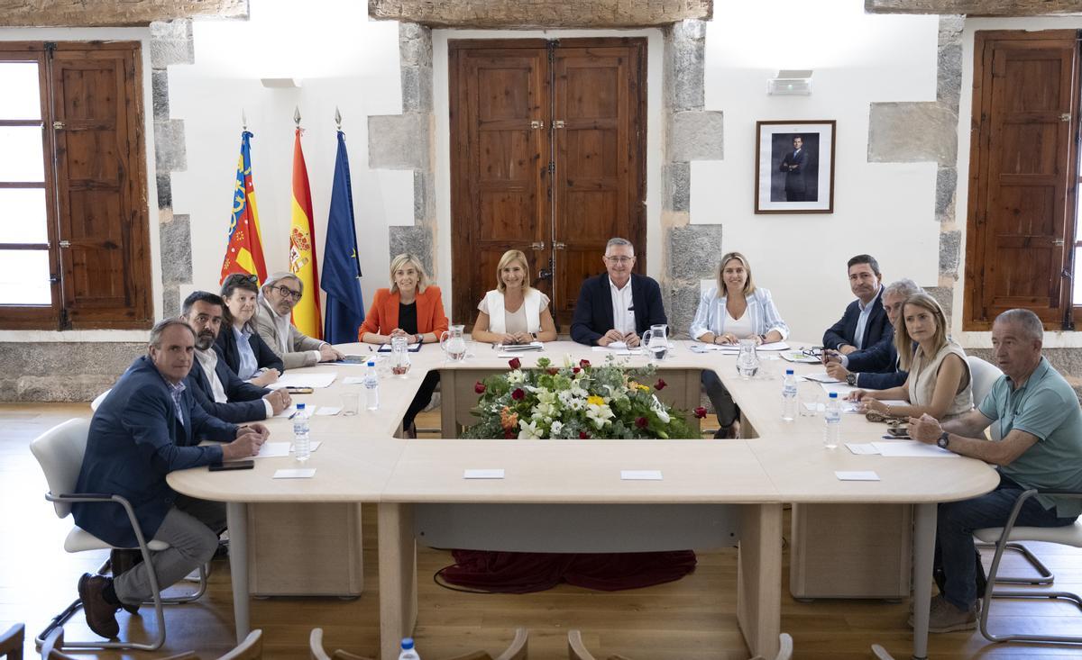Reunión de coordinación de la prevención de incendios entre las provincias de Castellón y Teruel celebrada este jueves en El Toro