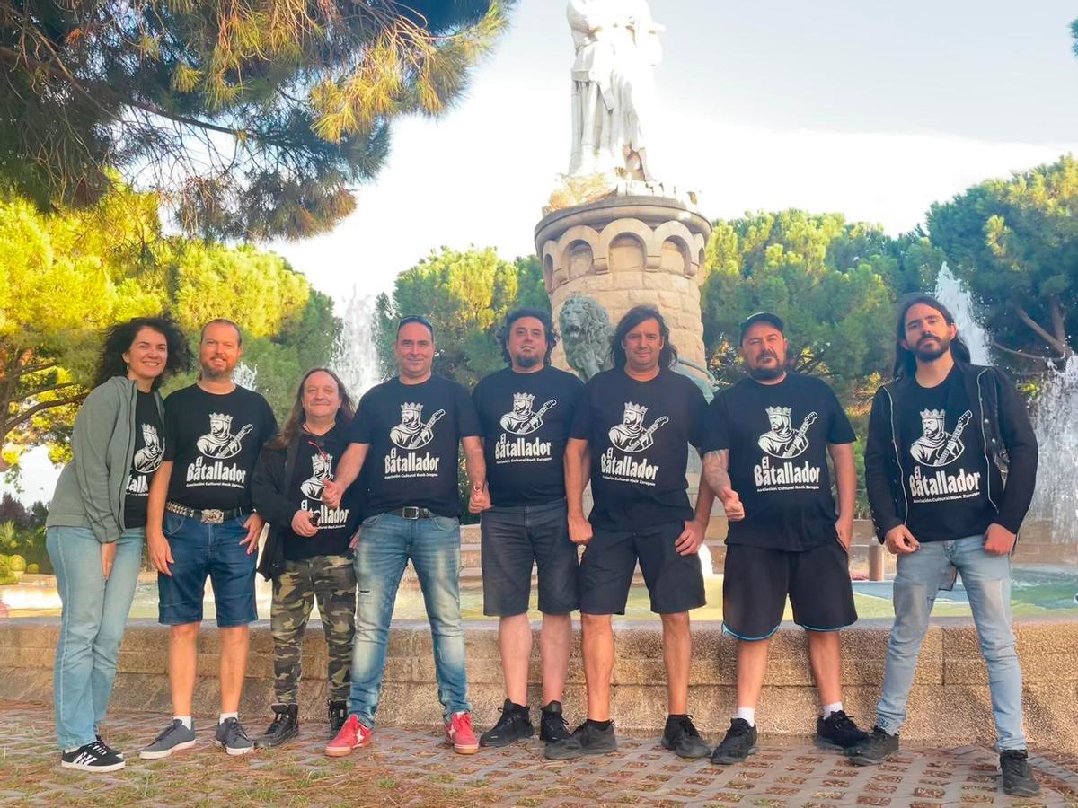 Eva Entrena, José Delgado, Pedro Blasco, Gonzalo Pascual, Sergio García, José Antonio Armero, Héctor Herrero e Iván Blasco han creado la asociación El Batallador.