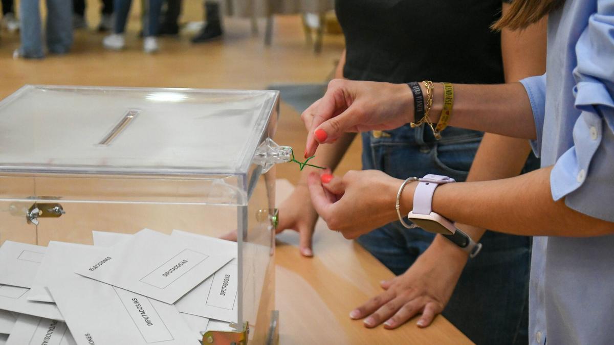 Urna electoral en los últimos comicios celebrados en Zamora (Europeas de 2024).