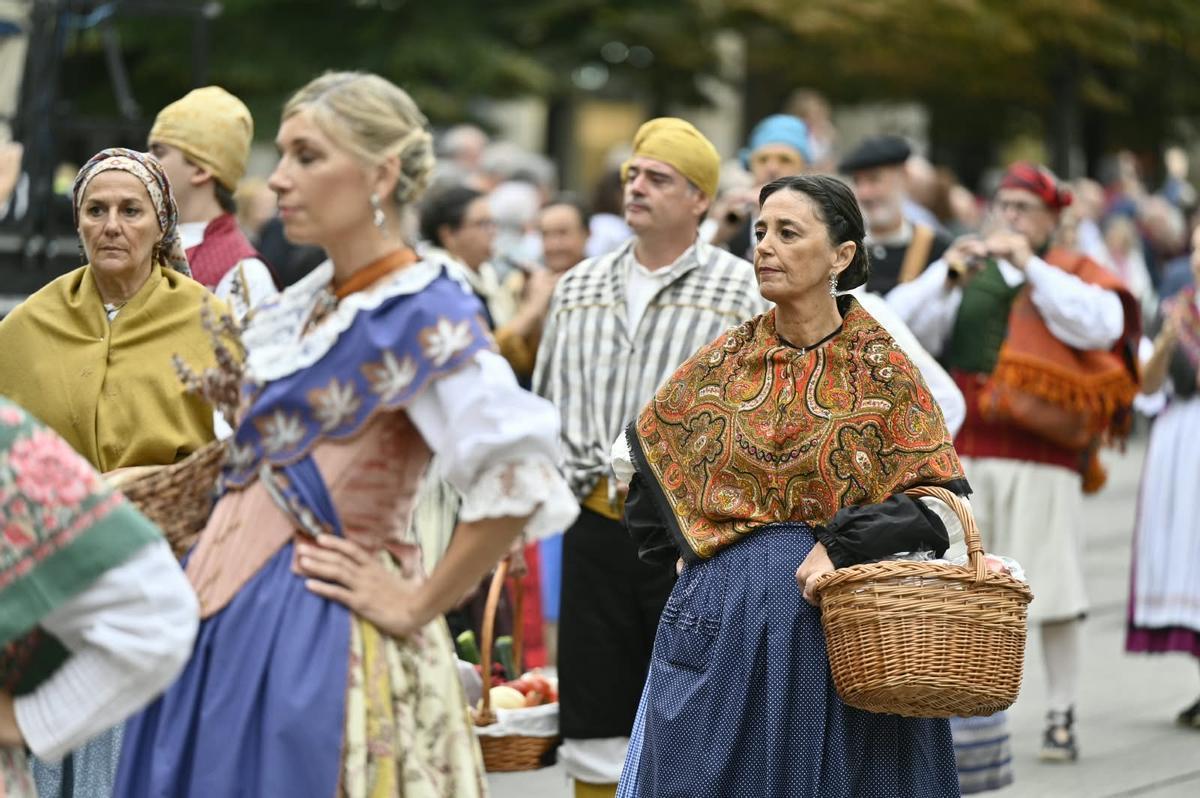 EN IMÁGENES | La Ofrenda de Frutos llena de color y tradición el centro de Zaragoza un año más EN IMÁGENES | La Ofrenda de Frutos llena de color y tradición el centro de Zaragoza un año más