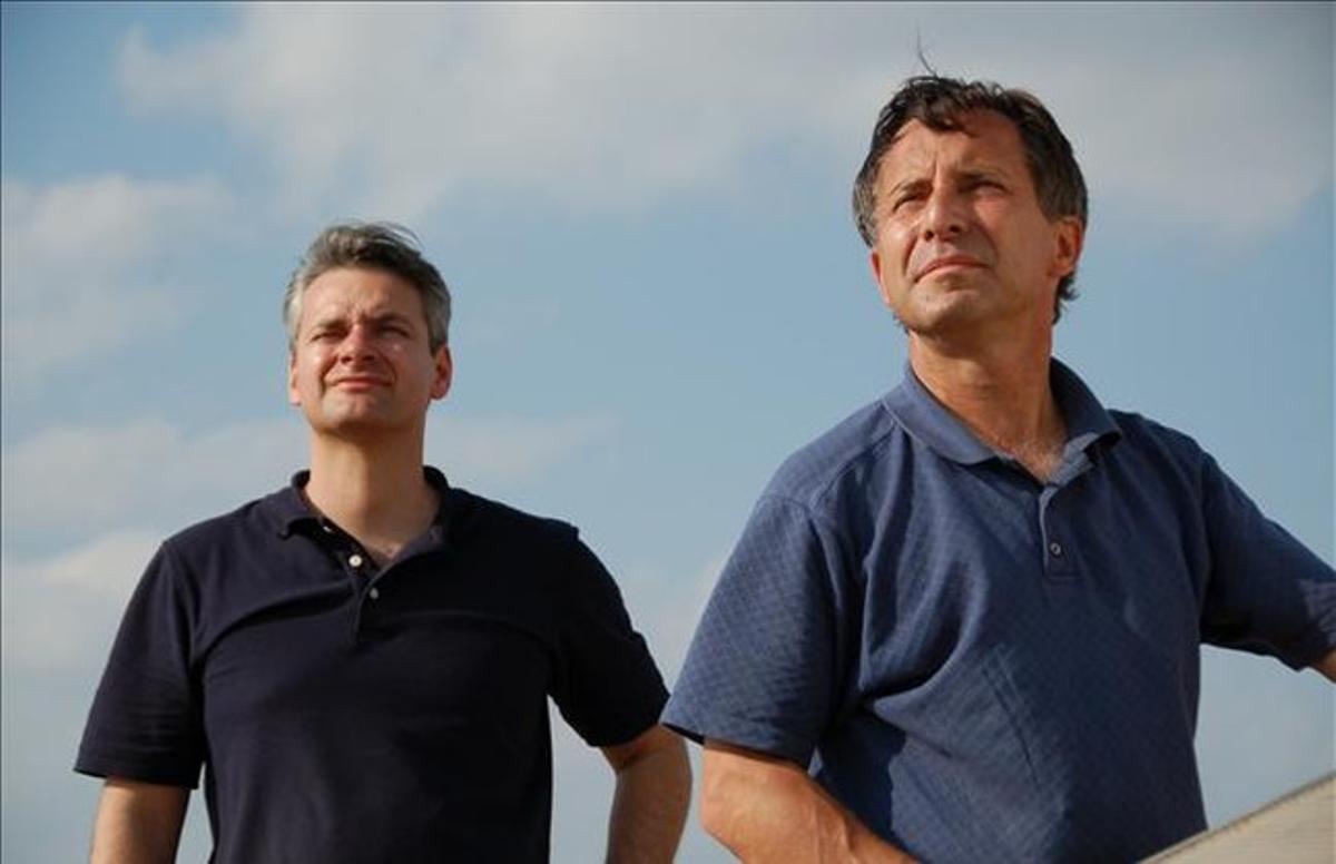 Carl Young (esquerra) i Tim Samaras. Carl Young (esquerra) i Tim Samaras.