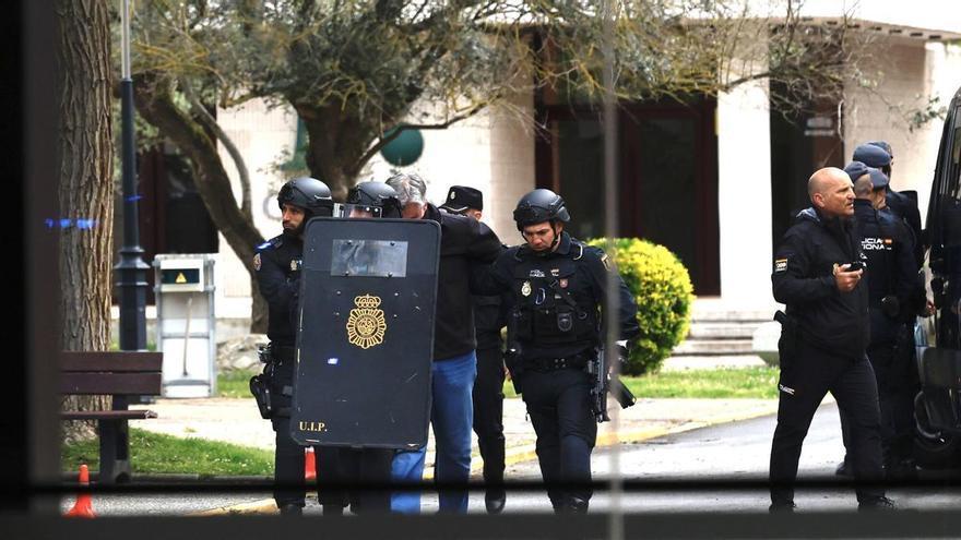Nuevo simulacro antiterrorista en Gijón, en imágenes