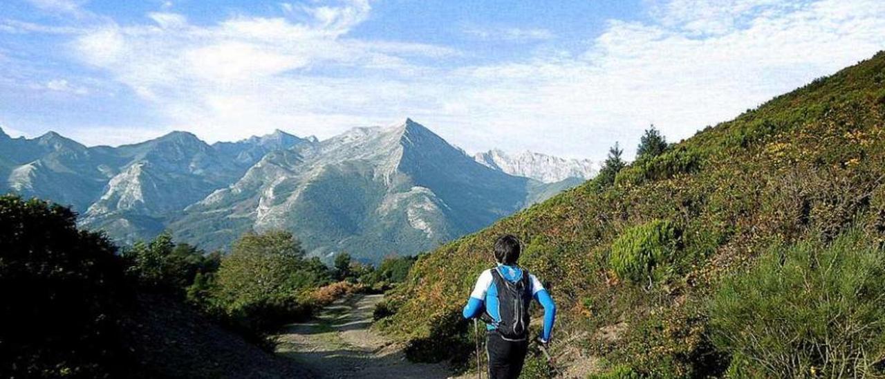 Fernando González, durante el reto del Anillo de la Montaña Central de Asturias.