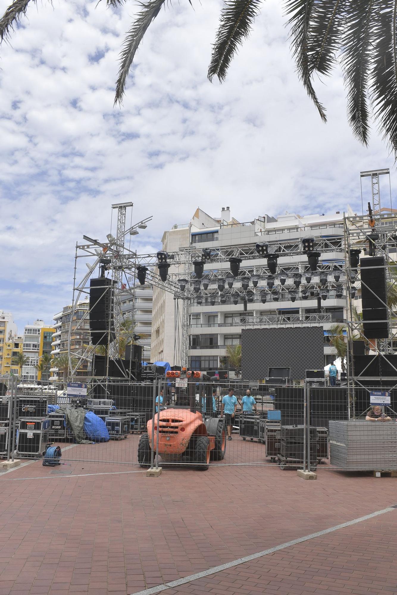 Preparativos para la Noche de San Juan en Las Canteras