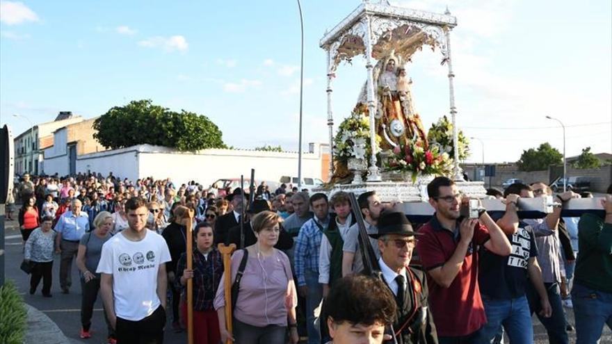 La Virgen de Luna regresa a La Jara para ser llevada a Villanueva