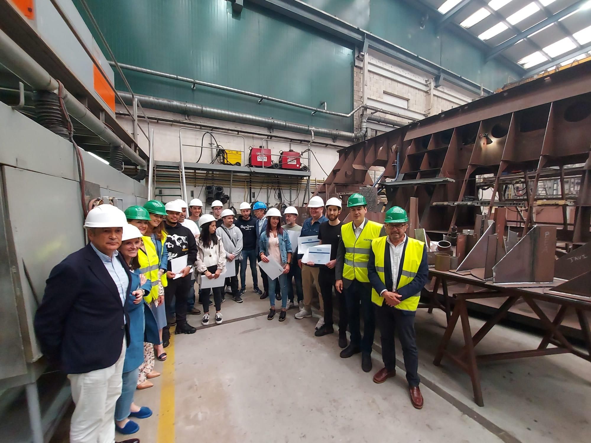 En imágenes: Así fue la entrega de títulos del curso de formación a la carta del Sepepa para Gondán