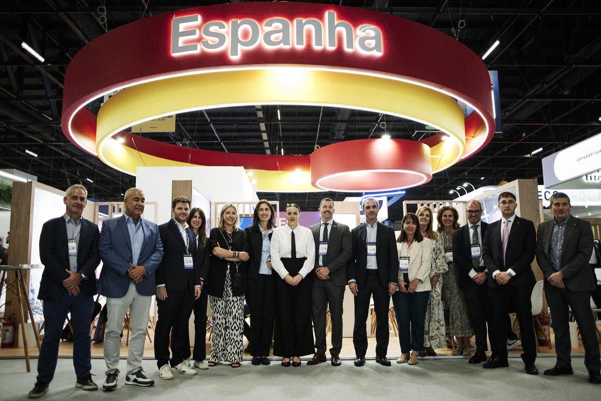 Delegación de los puertos españoles en la feria de Brasil