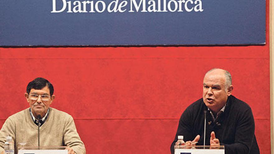 Miquel Perelló y Felip Munar presentaron el libro en memoria de Miquel Canta.