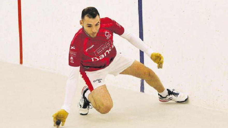 Paco Lorja, de la punta al mig després de tres finals consecutives