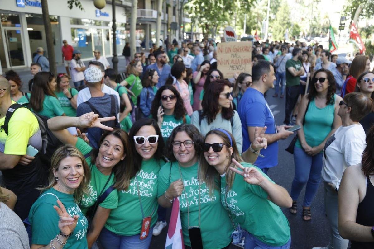 Los docentes cordobeses salen a la calle por una enseñanza pública de calidad
