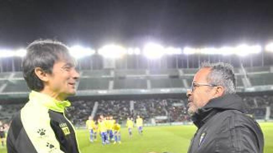 Álvaro Cervera  y Pacheta son  los entrenadores más longevos de Segunda División