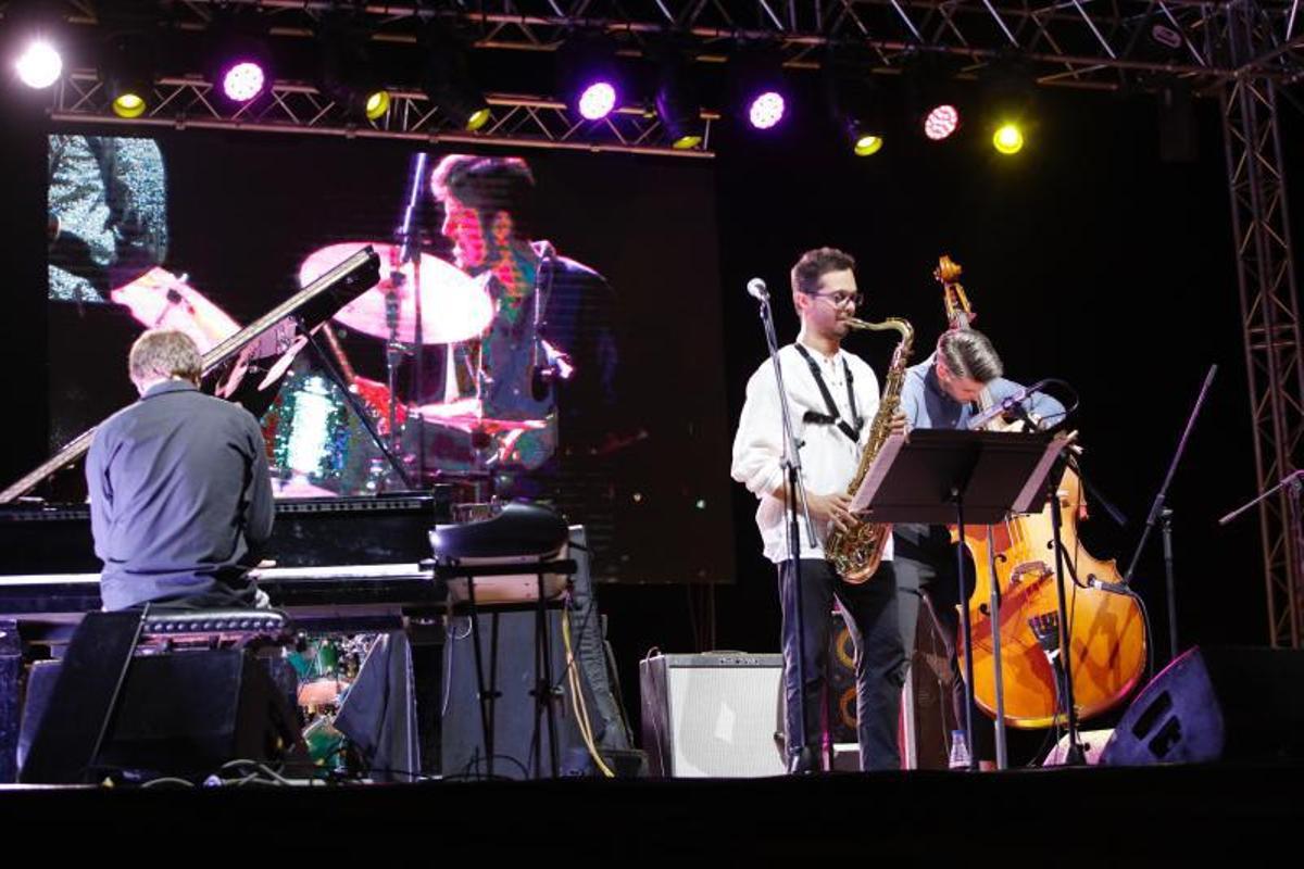 Clausura con jazz árabe psicodélico