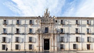 Fachada del monasterio de Uclés, en Cuenca.