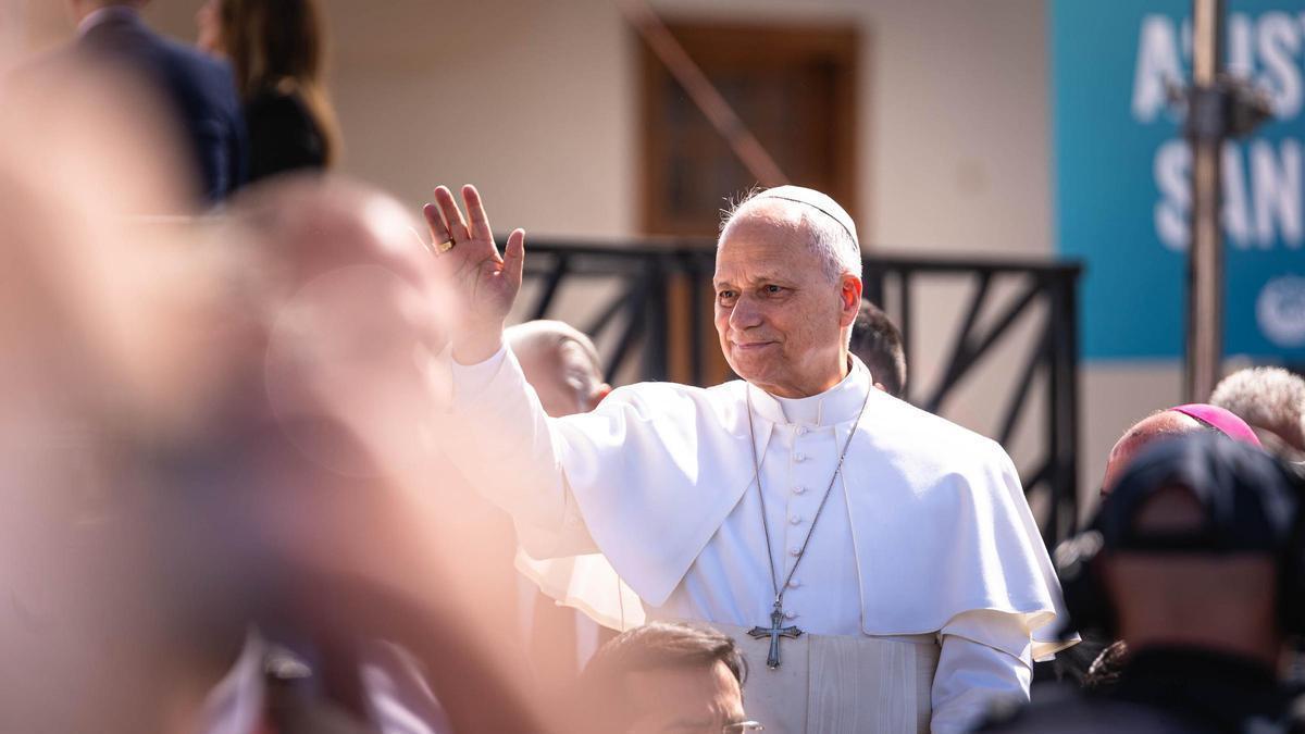 El papa León XIV, en la plaza del Cristo de La Laguna