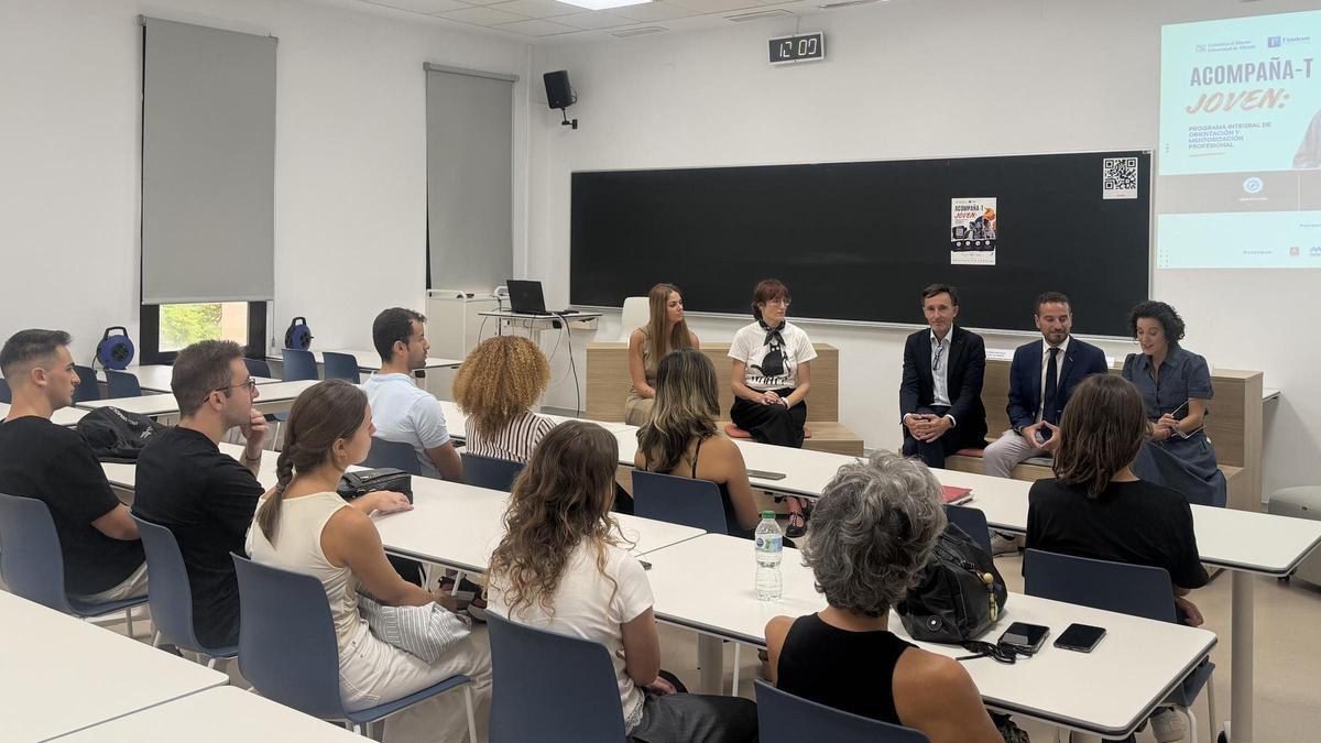 Un proyecto integral de orientación y mentorización profesional diseñado para impulsar el desarrollo laboral y el talento del alumnado.