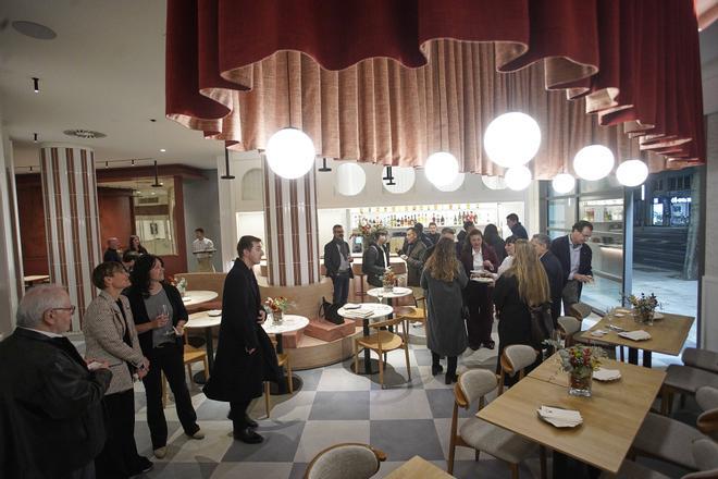 Les imatges de la inauguració de la nova cafeteria de l'Hotel Ultonia