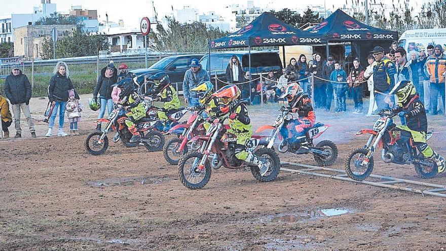 El motocross vuelve a encender motores en Sant Antoni