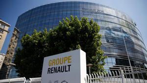 Imagen de archivo de una sede del fabricante francés de automóviles Renault. EFE/EPA/YOAN VALAT