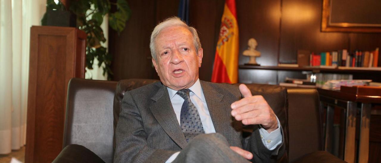 El expresidente del Tribunal Constitucional y mediador judicial en el caso Villalar en una imagen de archivo.