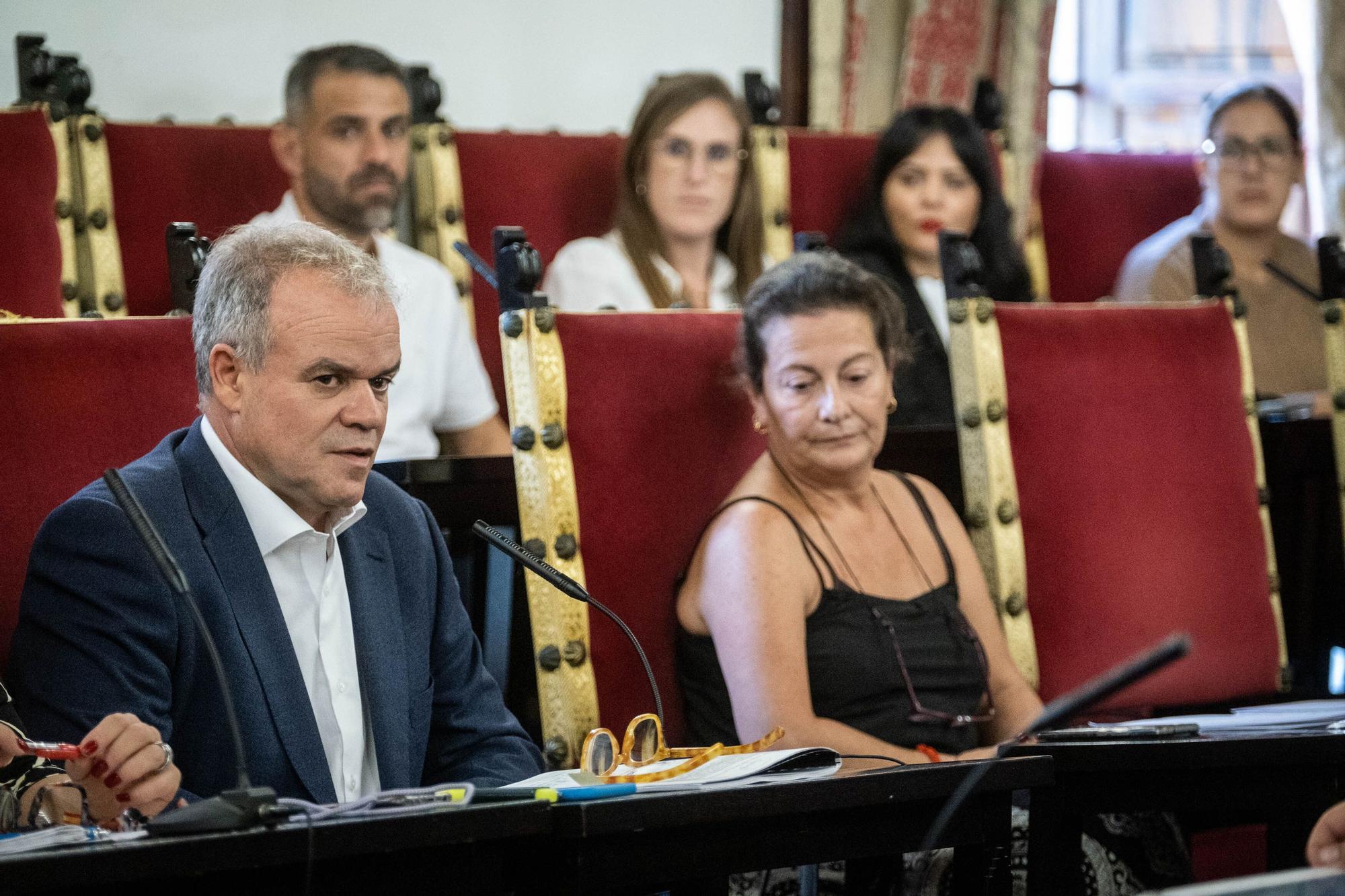 Pleno extraordinario en el Ayuntamiento de La Laguna (9/11/22)