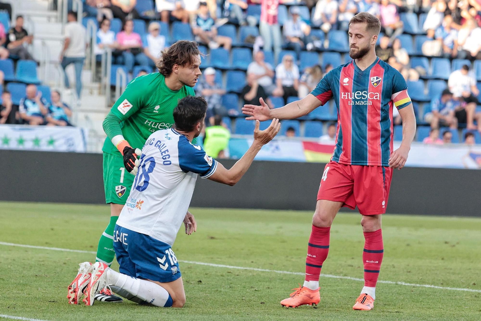 Revive el partido entre CD Tenerife - SD Huesca en imágenes