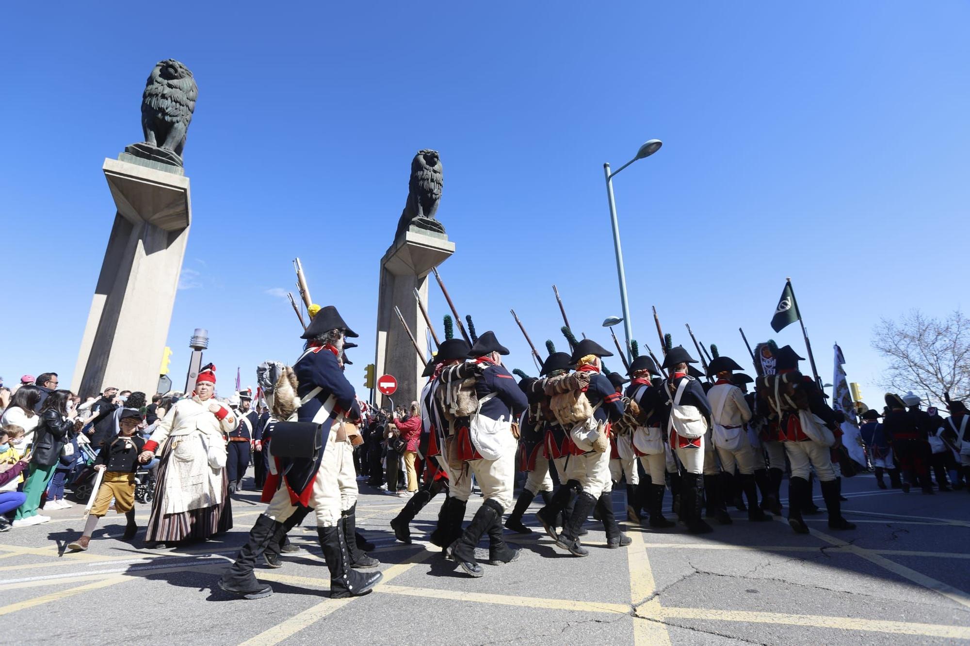 Desfile de las tropas de la recreación de los Sitios de Zaragoza