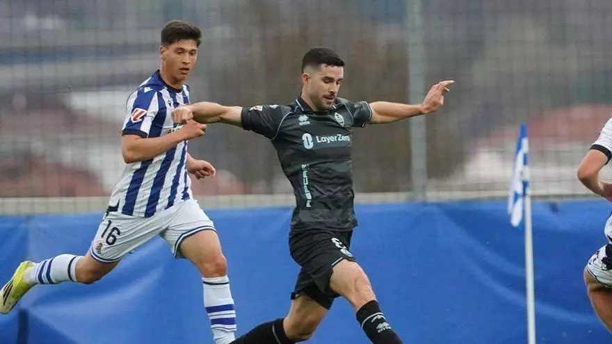 Resumen, goles y highlights de la Real Sociedad B 4 - 2 CD Castellón de la jornada 29 de LaLiga Hypermotion