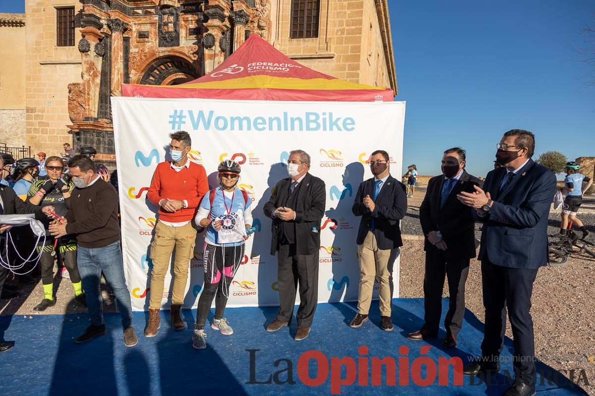 Women in Bike117.jpg