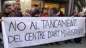 Manifestación en contra del cierre del Centro de Arte Maristany de Sant Cugat