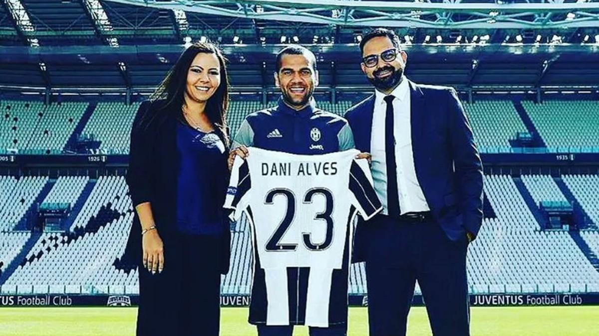 DInorah, Dani Alves y Sergio