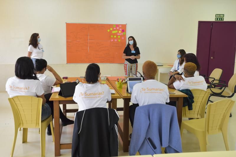 El proyecto social RenovArte de la asociación MESumaría con mujeres en la cárcel de Juan Grande