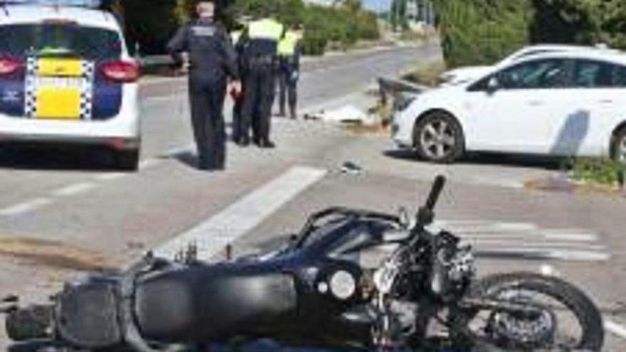 Estado en que quedó la motocicleta tras el accidente.