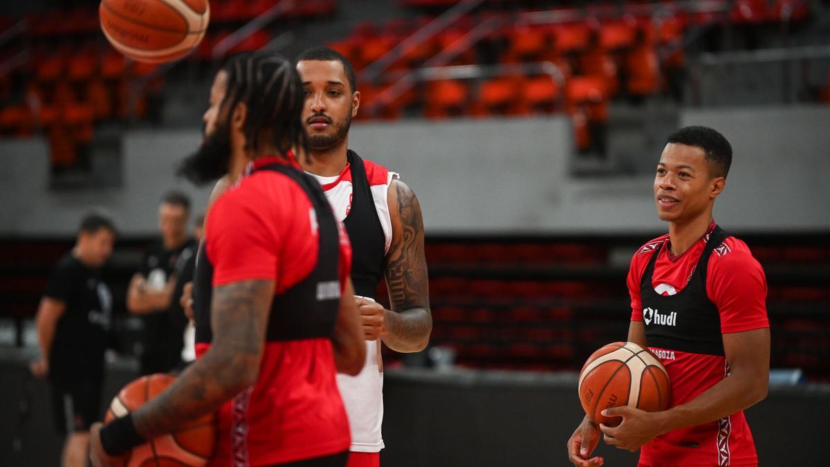 Stephens, Soriano y Bell-Haynes están representados por YouFirst.