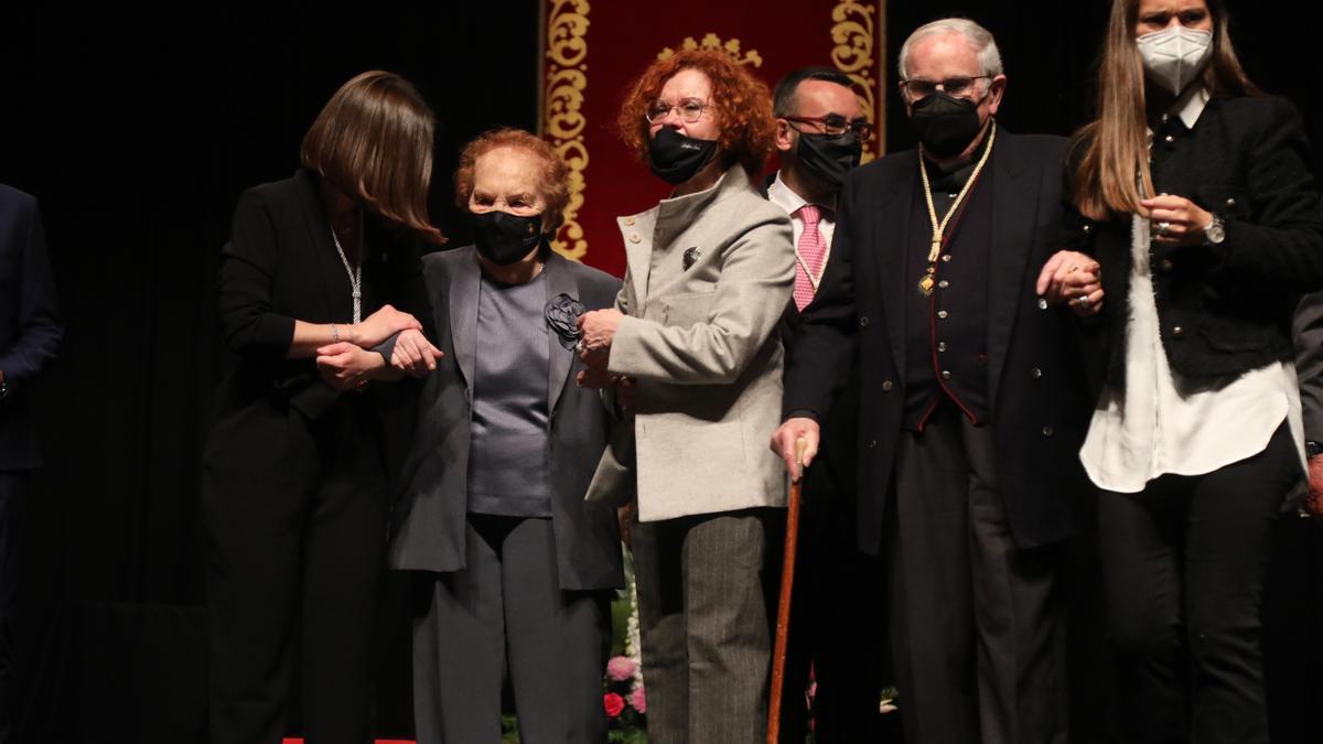 Dolores Cortés o mosén Guillermo también fueron homenajeados.