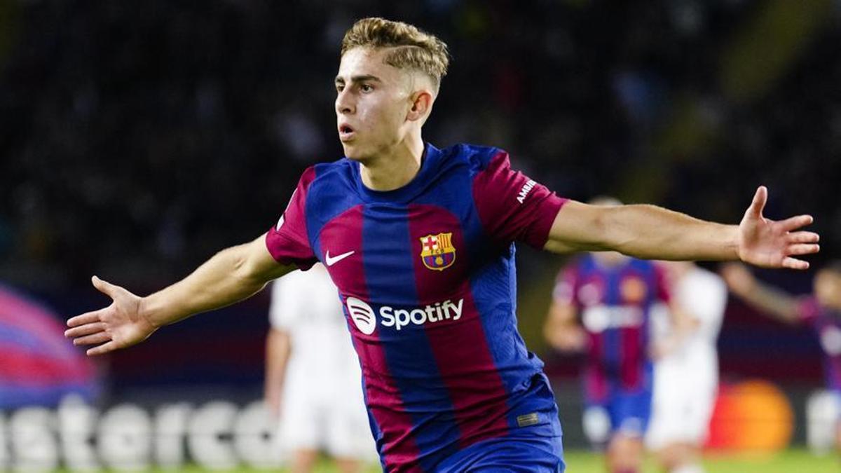 Fermín López celebra su gol en el Barcelona - Shakhtar Donetsk /