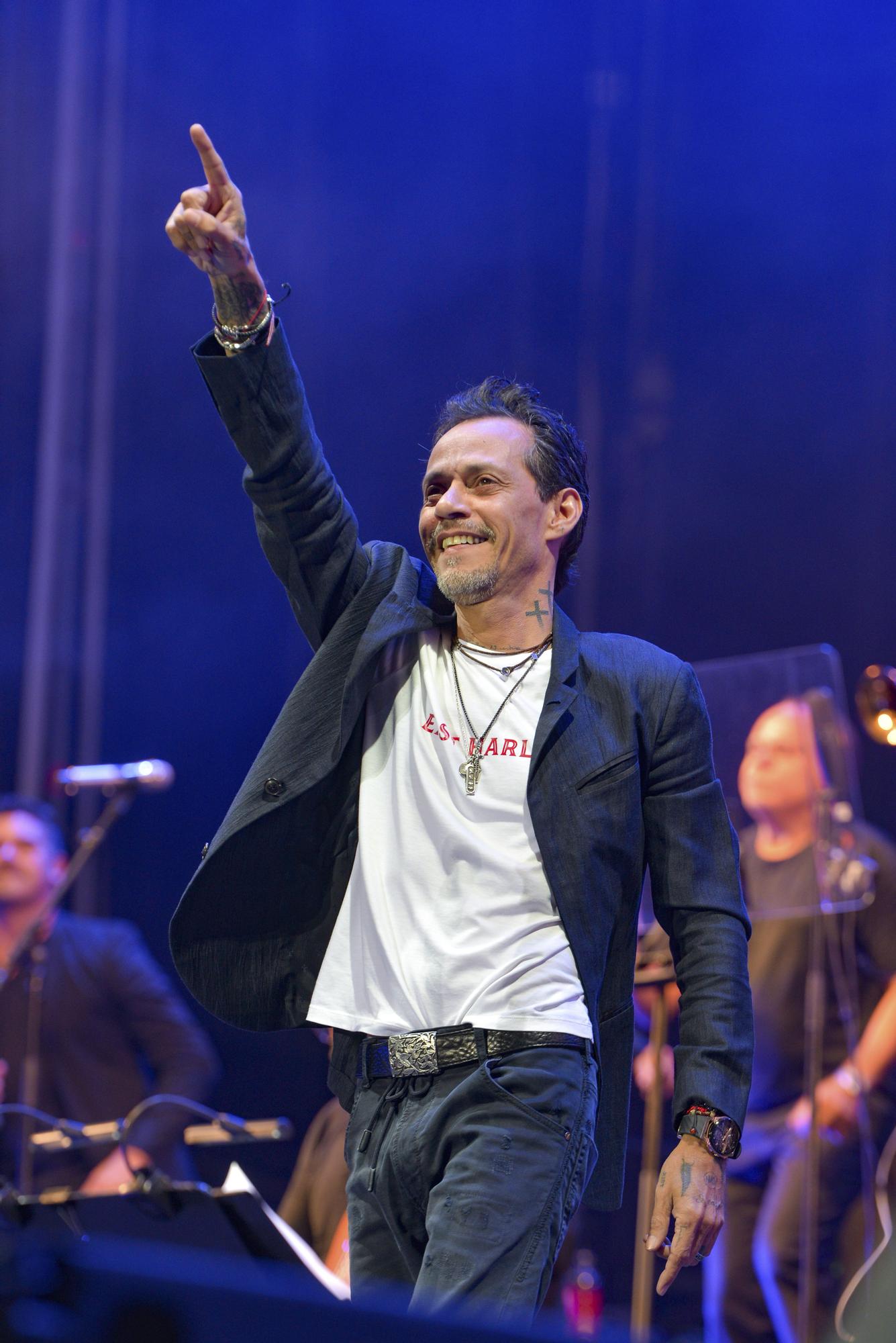 El concierto de Marc Anthony en el Marenostrum Fuengirola, en imágenes