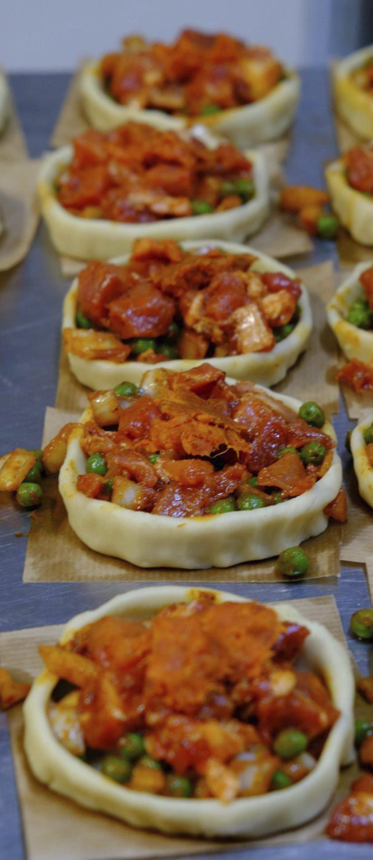 Vorbereitung der „panades“.   | FOTO: VIBOT