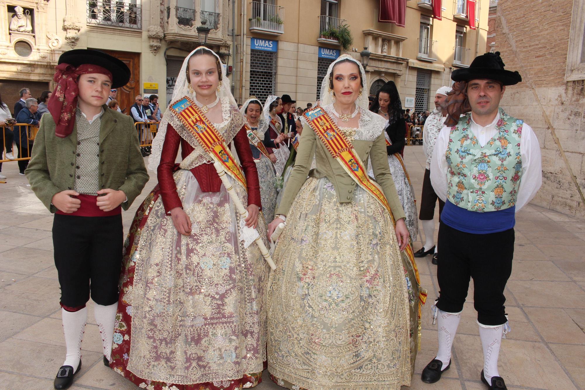 La fuerza de las Fallas en la Procesión de la Virgen (II)