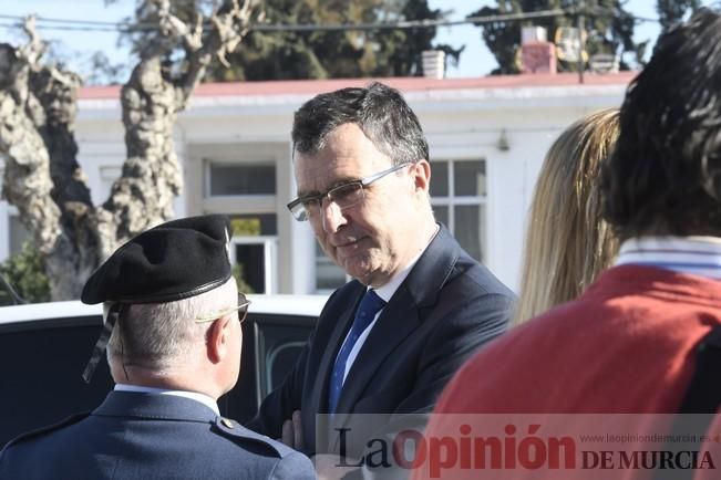 Homenaje al primer salto paracaidista militar en la Base Aérea de Alcantarilla