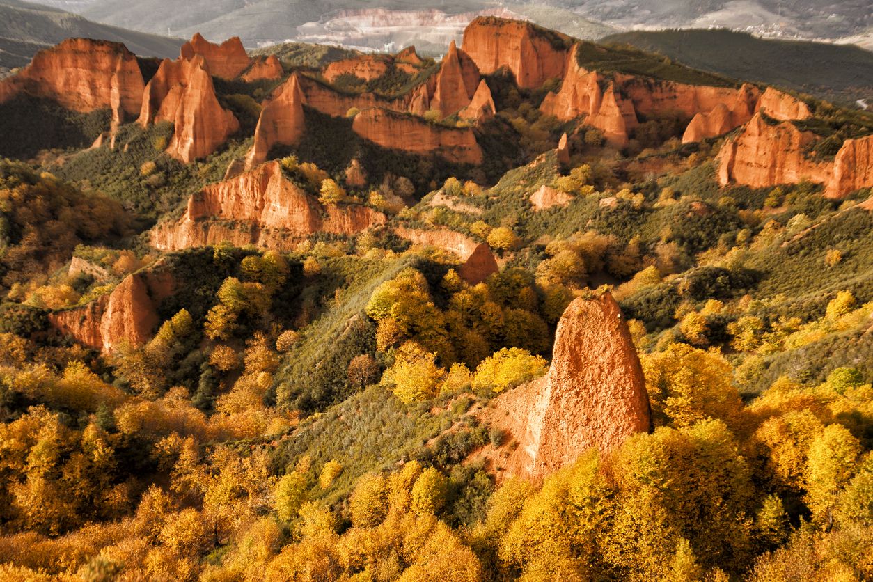 La Capadocia española: un paseo por la mayor mina de oro a cielo abierto de todo el Imperio Romano