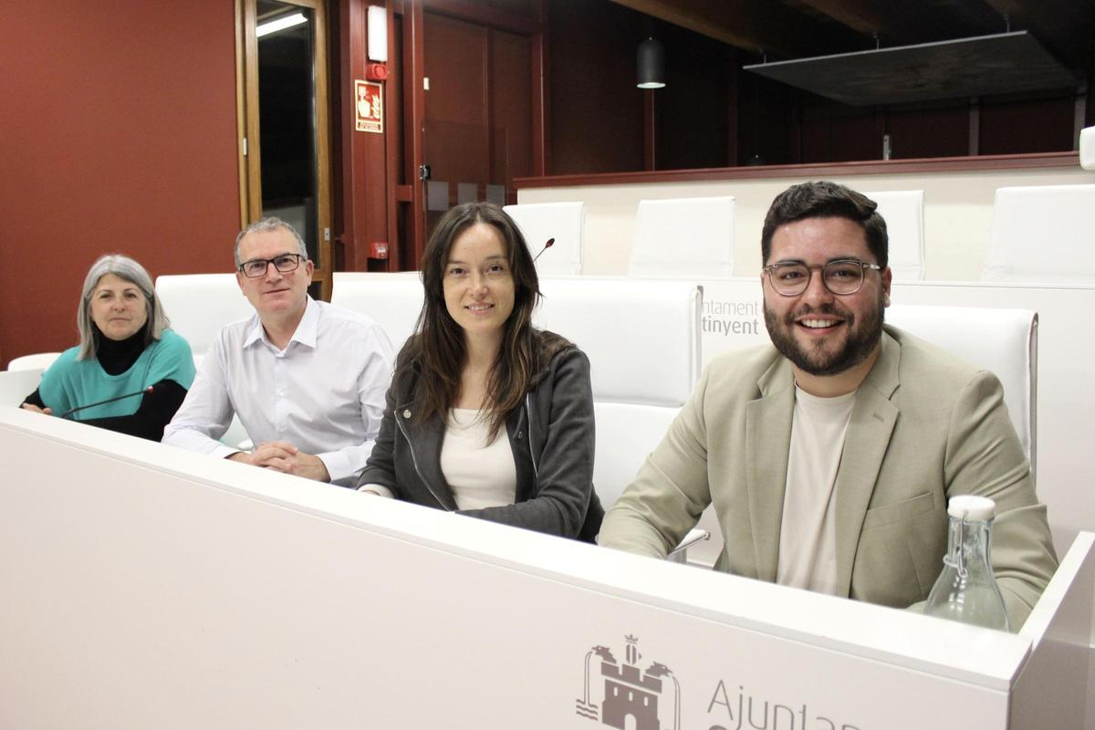 Los regidores de Compromís per Ontinyent, Calabuig, Moreno, Portero y Gandia, en el pleno.