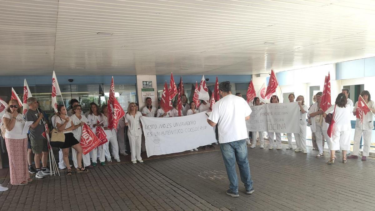 Paro en el hospital de Plasencia por el personal y deficiencias en climatización.