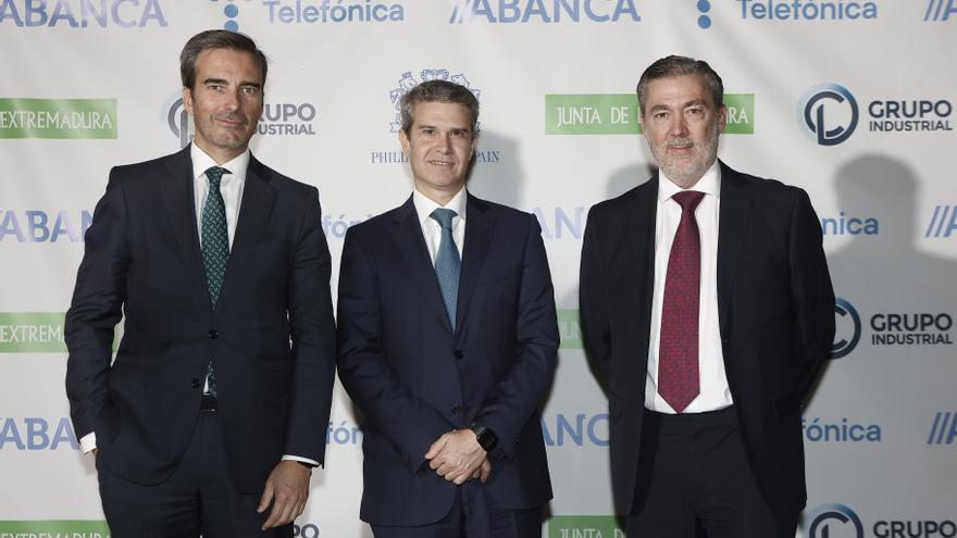 FOTOGALERÍA | Los invitados de los Premios Empresario del Año posan para El Periódico Extremadura